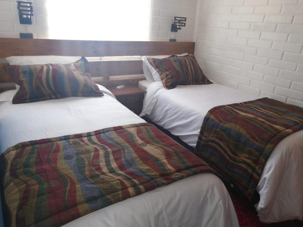 Casa Roble Anejo Bed & Breakfast